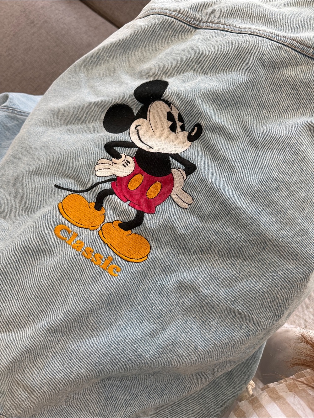 Vintage 90s Disney Mens Medium Distressed Mickey Mouse Denim Trucker Jacket Blue